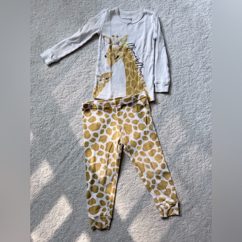 Cynthia Rowley Pajama Set, size 2T